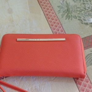 Wallet /wristlet